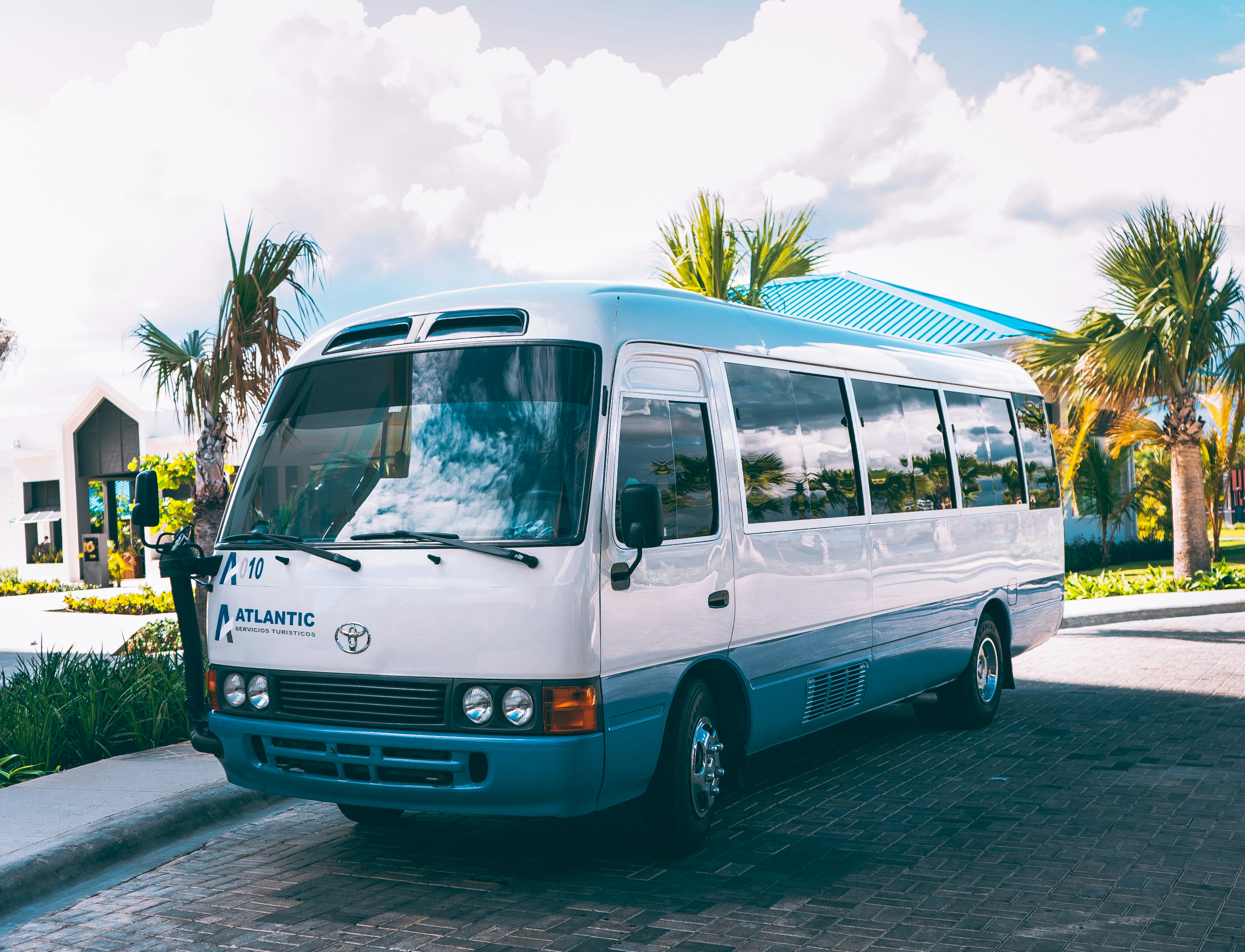 Intercity coach service for public transportation